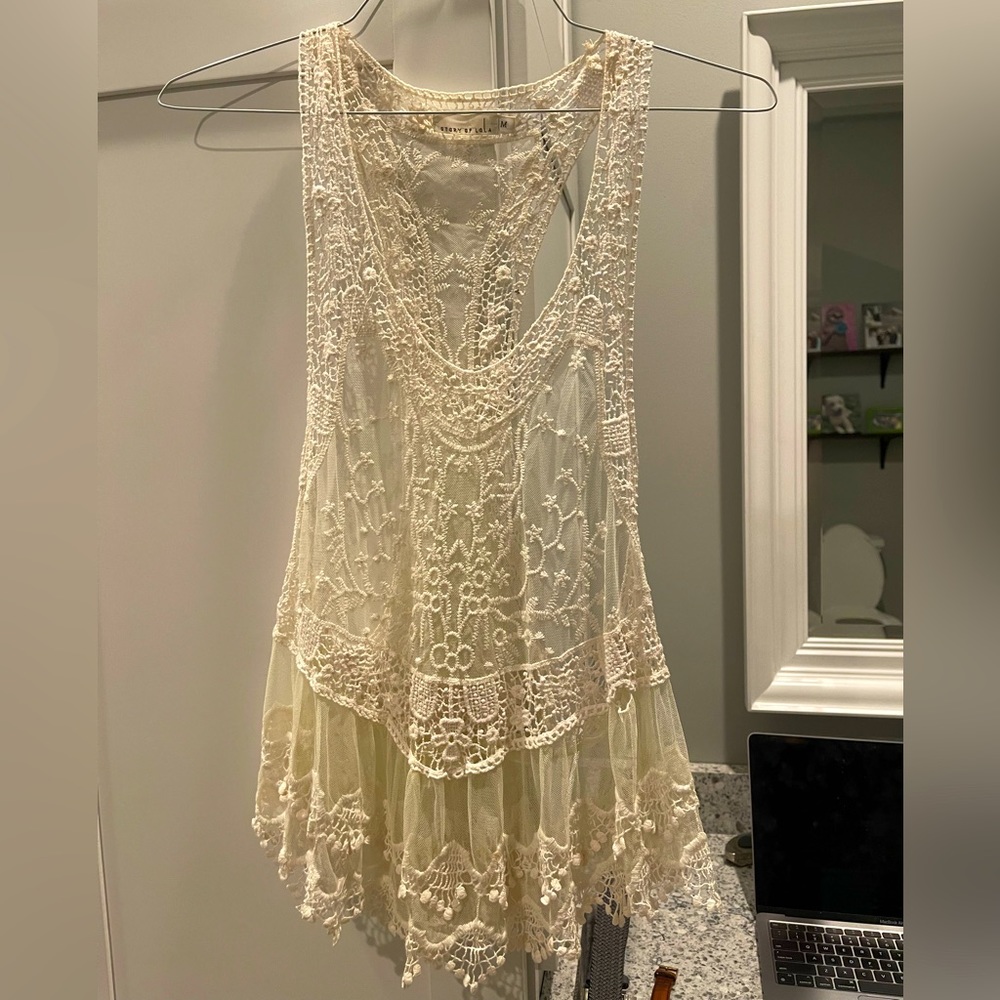 Sheer white lace blouse tank top. Size medium.